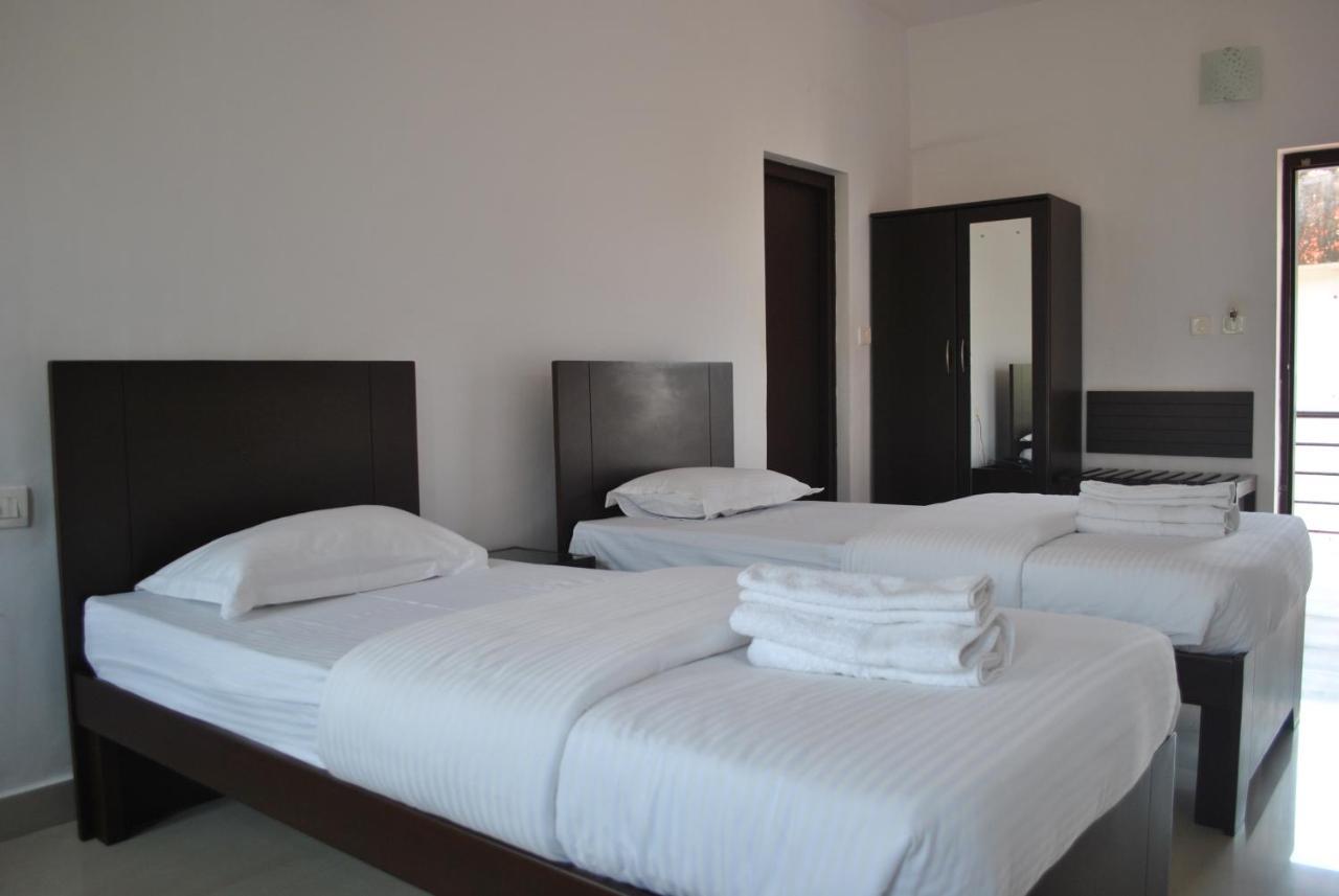 Daswal B&B Hotel Madikeri Luaran gambar